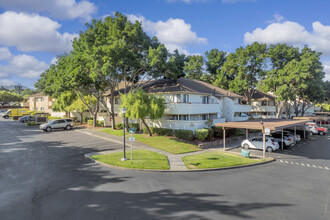 Cowell Terrace in Concord, CA - Foto de edificio - Building Photo