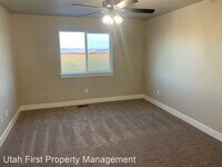 3044 175 E St photo'