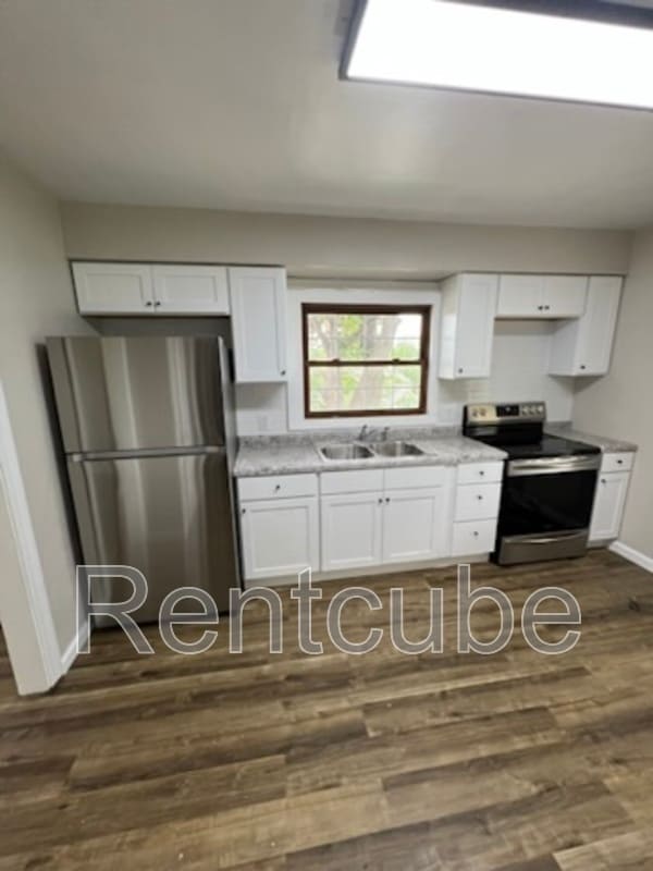 property at 915 Pleasant St