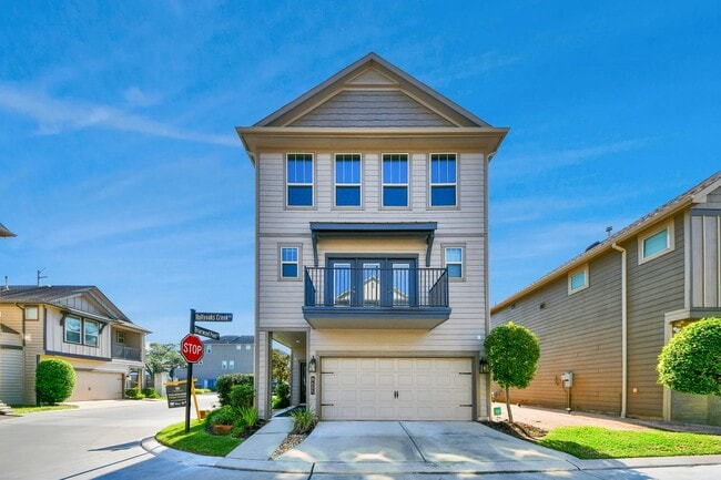 property at 8605 Hollyoaks Creek Ln