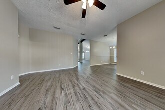 10542 Waving Fields Dr in Houston, TX - Building Photo - Building Photo