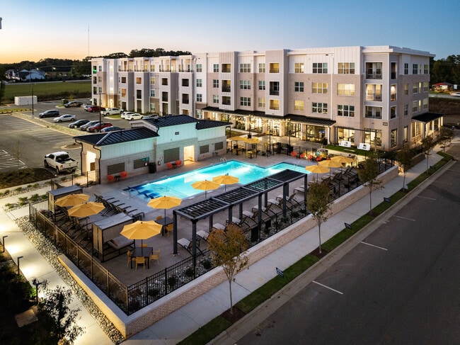 Abberly Royal Creek Apartment Homes