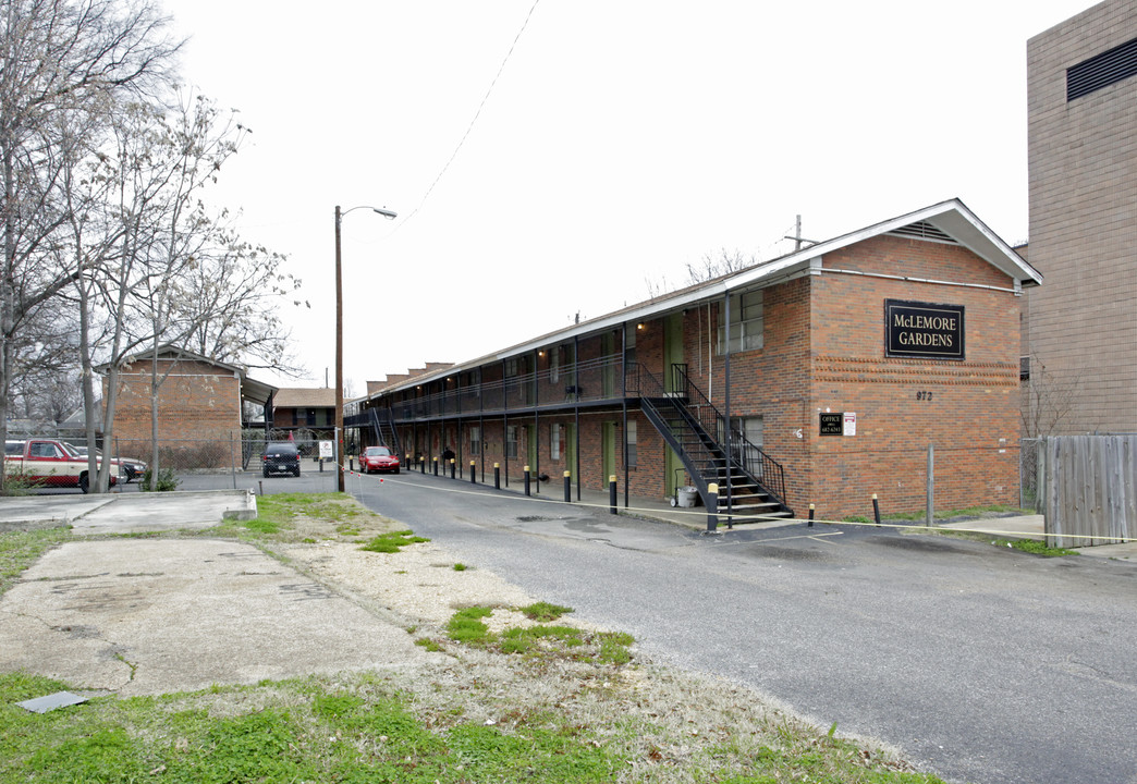 McLemore Gardens in Memphis, TN - Building Photo