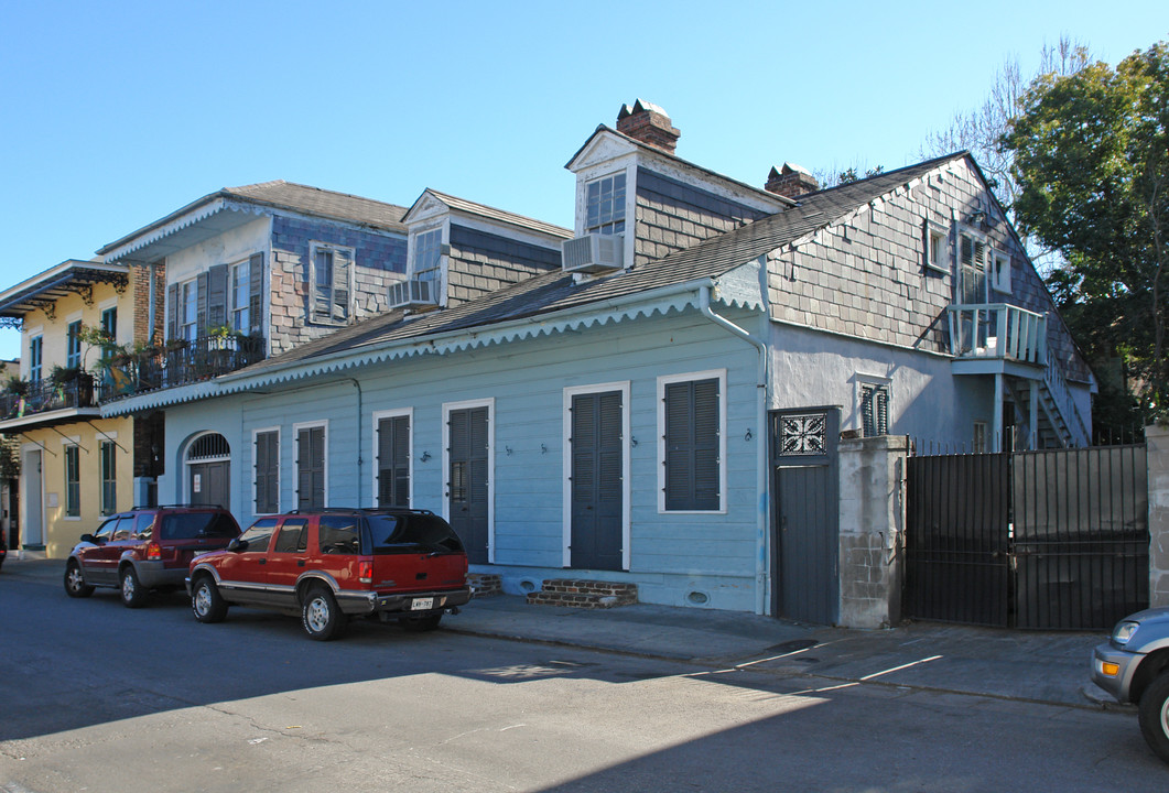 1024 Bourbon St in New Orleans, LA - Foto de edificio