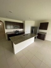 17221 Harvest Moon Way in Bradenton, FL - Building Photo - Building Photo