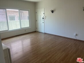 606 N Sycamore Ave in Los Angeles, CA - Building Photo - Building Photo