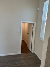 42 Belle Harbor Cir in Pittsburg, CA - Foto de edificio - Building Photo