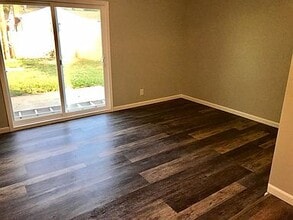 5000 Comstock Dr in Columbus, OH - Building Photo - Building Photo