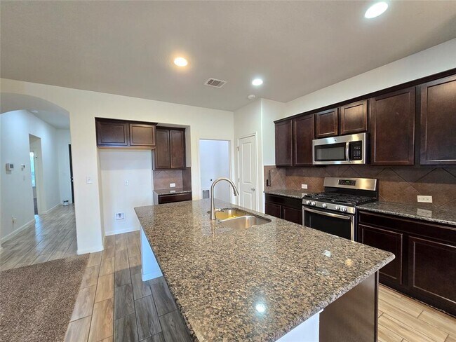 6717 Brindisi Pl in Round Rock, TX - Building Photo - Building Photo