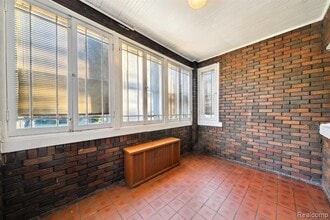 59 W Margaret St in Highland Park, MI - Building Photo - Building Photo