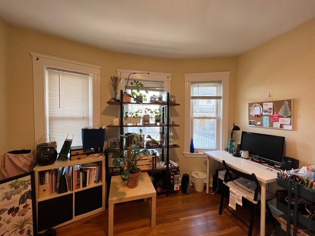 property at 16-18 Silvey Pl