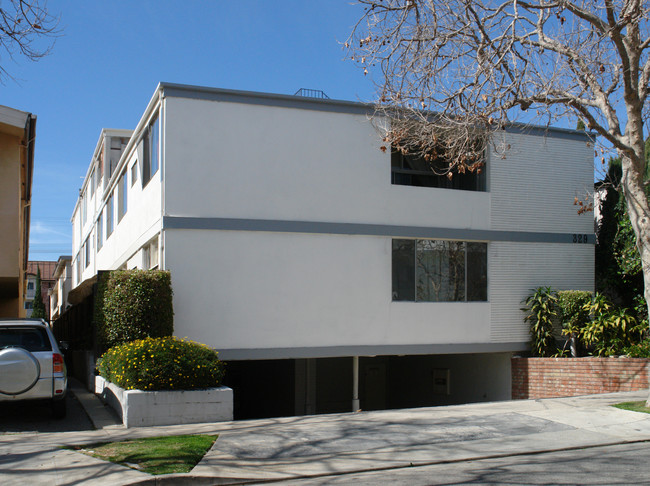 329 S Rexford Dr in Beverly Hills, CA - Building Photo - Building Photo