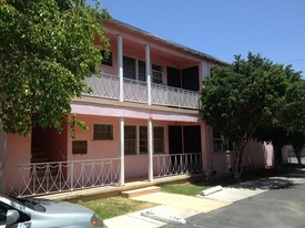 6330 Vineland Ave in North Hollywood, CA - Building Photo - Building Photo