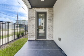 2510 Tuam St in Houston, TX - Building Photo - Building Photo