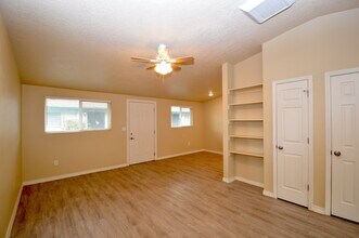 1335 Ortiz Dr SE in Albuquerque, NM - Foto de edificio - Building Photo