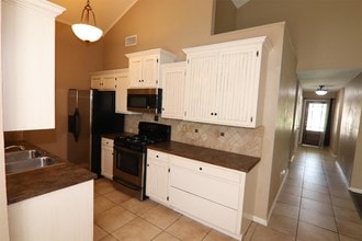 5680 Brett Ln in Beaumont, TX - Building Photo - Building Photo