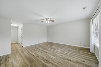 804 Valerie Ln in Knoxville, TN - Building Photo - Building Photo