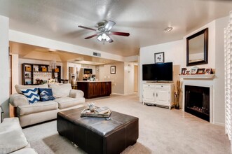 2935 N 68th St, Unit 111 in Scottsdale, AZ - Building Photo - Building Photo