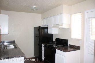 5315 Yucca Cir NE in Albuquerque, NM - Building Photo - Building Photo