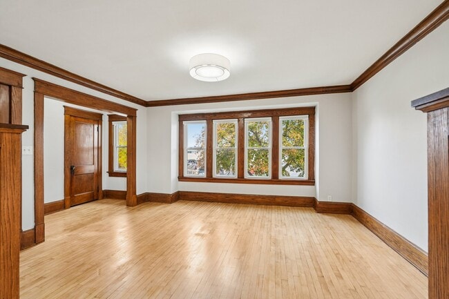 1705 W Custer Ave in Milwaukee, WI - Foto de edificio - Building Photo