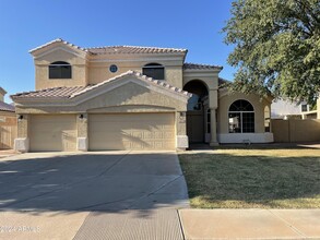 2864 E Fountain St in Mesa, AZ - Building Photo - Building Photo