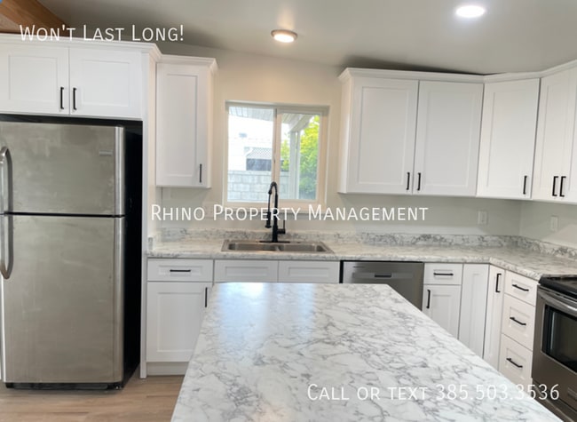 property at 1993 Champagne Ave