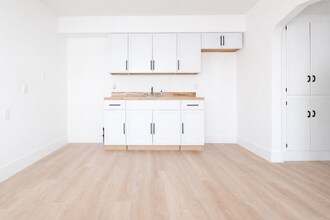 4406 S 2nd St in Louisville, KY - Building Photo - Building Photo