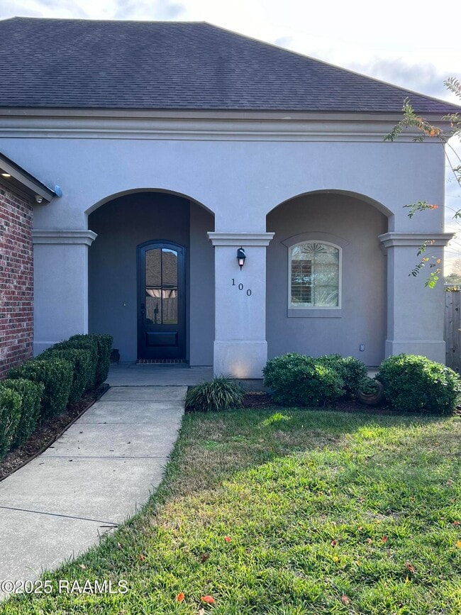 100 Birchview Dr in Broussard, LA - Building Photo - Building Photo