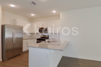 32041 Katelin Cir in Leesburg, FL - Building Photo - Building Photo