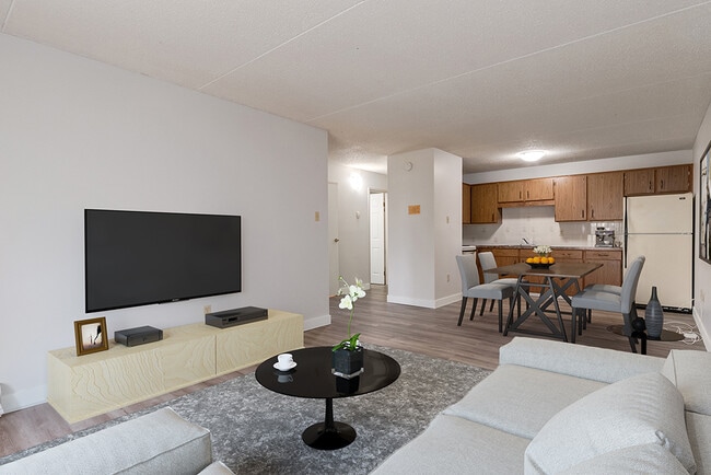 Palm Road Apartments in Lethbridge, AB - Foto de edificio - Building Photo