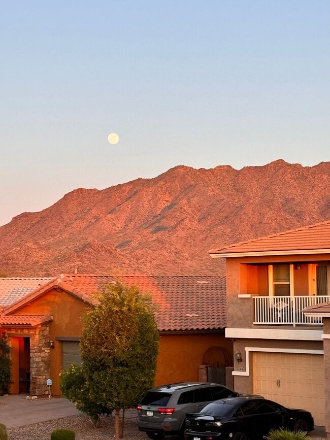property at 2430 E Hazeltine Way