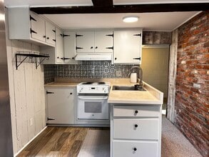 1201 S 24th St, Unit 1 in Allentown, PA - Foto de edificio - Building Photo
