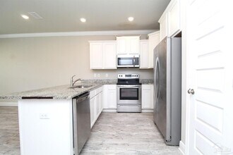 310 S F St in Pensacola, FL - Foto de edificio - Building Photo