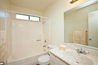 Elan Vista Alta in Vista, CA - Building Photo - Building Photo