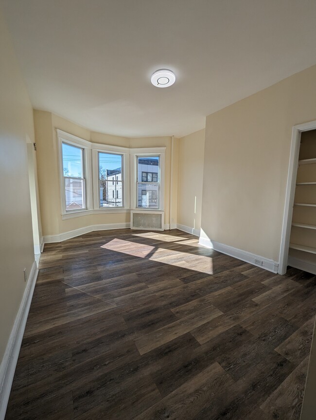 36 Prospect St in Jersey City, NJ - Building Photo - Interior Photo