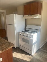 39 Delafield St in Poughkeepsie, NY - Building Photo - Building Photo