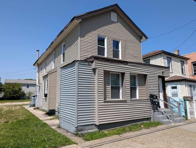 property at 322 N Tennessee Ave