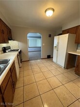 996 Lincoln Ave SE in Girard, OH - Building Photo - Building Photo