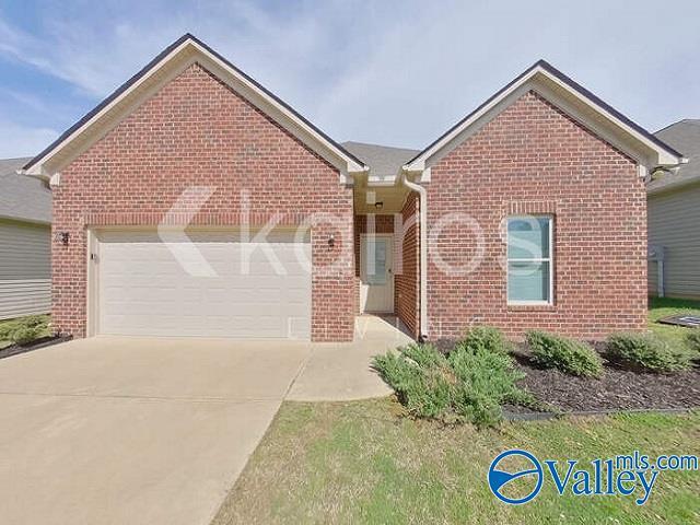 8005 Shadesbrook Dr in Tuscaloosa, AL - Building Photo