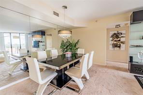 3683 Yacht Club Dr in Aventura, FL - Building Photo - Building Photo