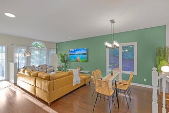 115 Tuliptree Rd in Thorold, ON - Building Photo - Building Photo