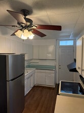 526-14-1/2 S 14 1/2 St in Reading, PA - Foto de edificio - Building Photo