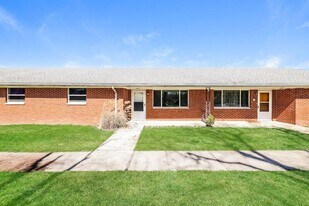 447 Ogden Rd in Springfield, OH - Building Photo