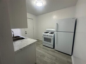 515 Margil St in San Antonio, TX - Building Photo - Building Photo