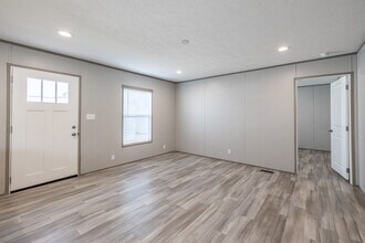 Arrowhead Ranch in Campbellsville, KY - Foto de edificio - Interior Photo