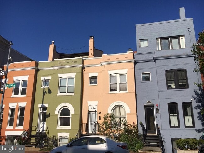 property at 2298 Champlain St NW