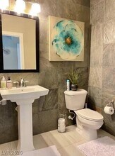 6845 Black Ash St in Las Vegas, NV - Foto de edificio - Building Photo