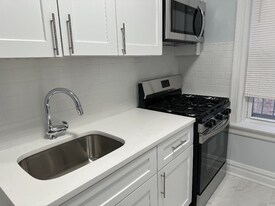 317 Union St, Unit B2 in Jersey City, NJ - Building Photo