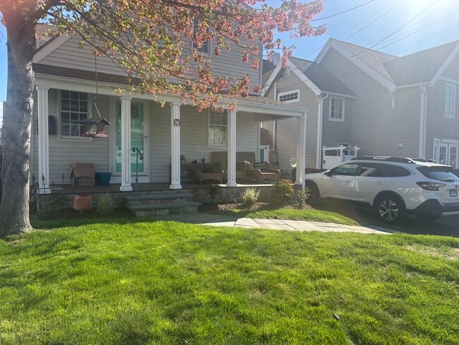 property at 12 Dunbar Rd