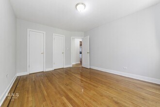 86-02 Park Ln S in Queens, NY - Building Photo - Building Photo